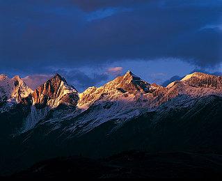 《VOIN》上架Steam即将测试 第一人称近战ACT